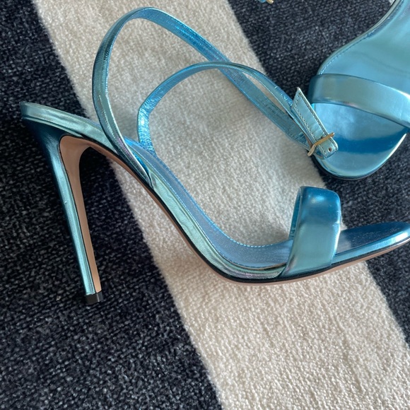 Elegant Blue Stiletto Heels - Picture 1 of 8